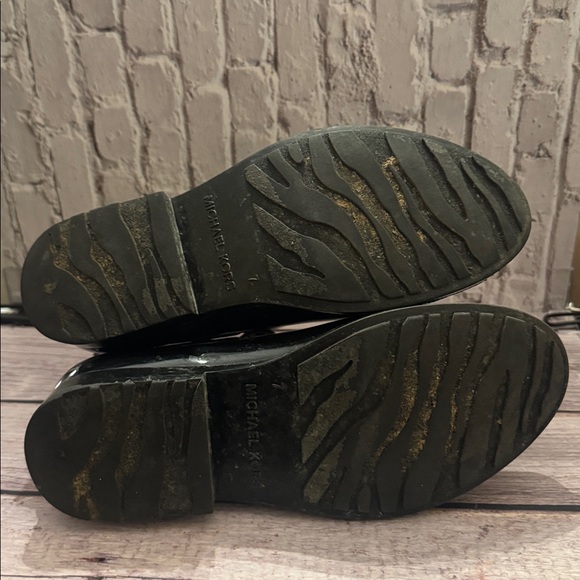 Michael Kors Charm Rain Booties - Picture 8 of 8